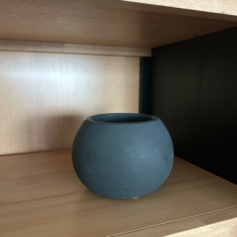 Black Stone Planter Pot